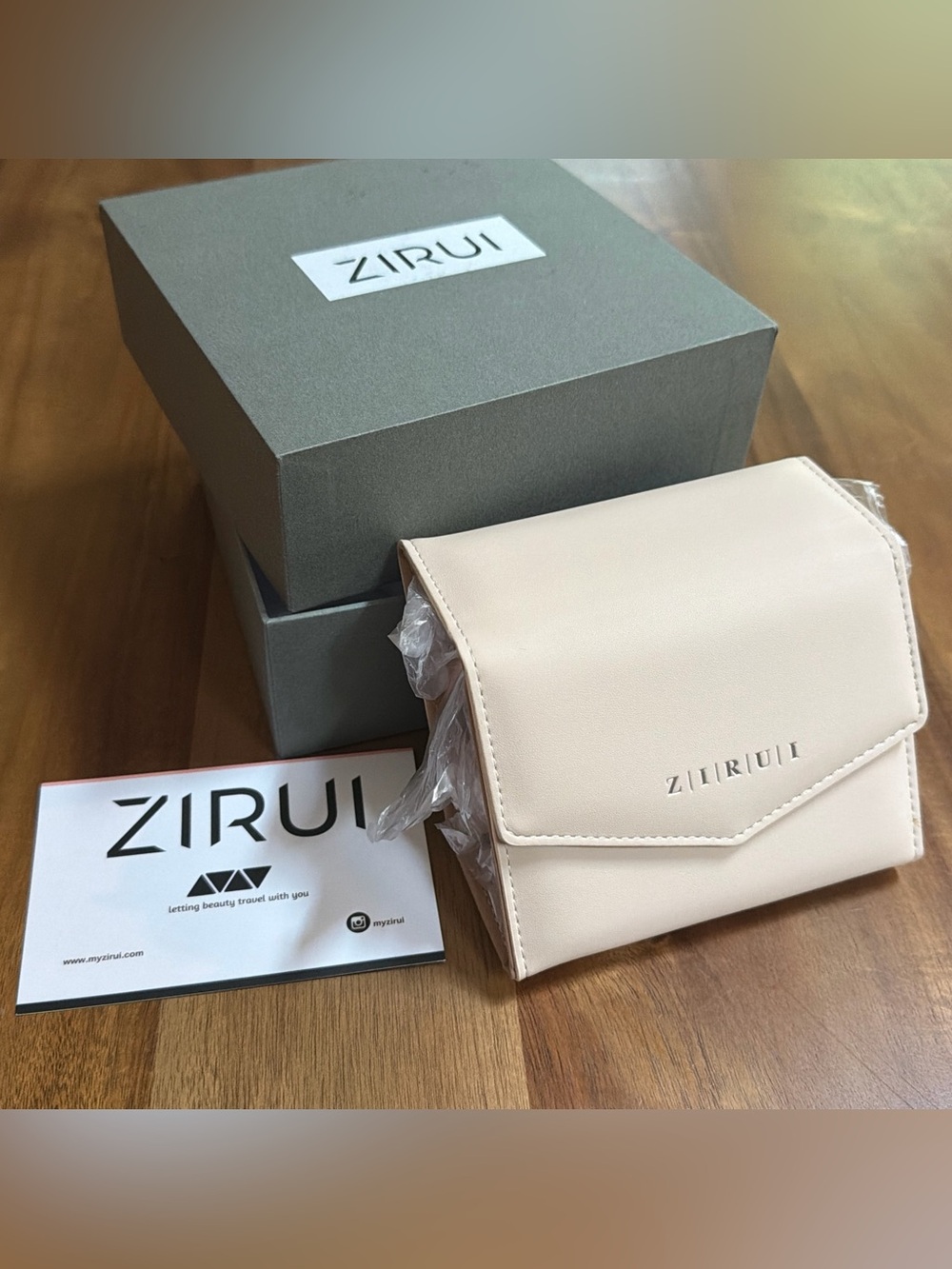 ZIRUI Portable Perfume Shampoo Liquids On The Go Travel Case TSA Approved Blush
